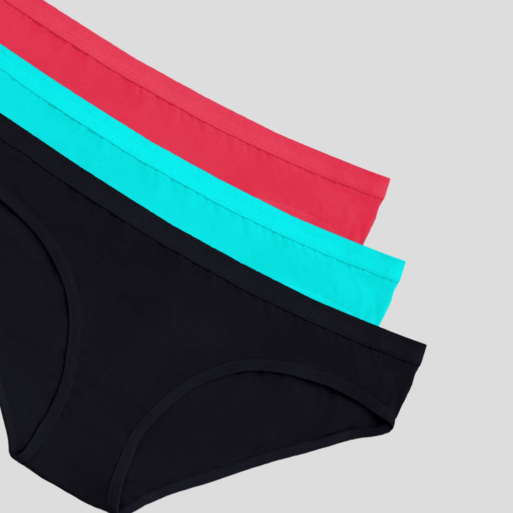 women Plain Bikini Underwear- Dice ٣ قطع