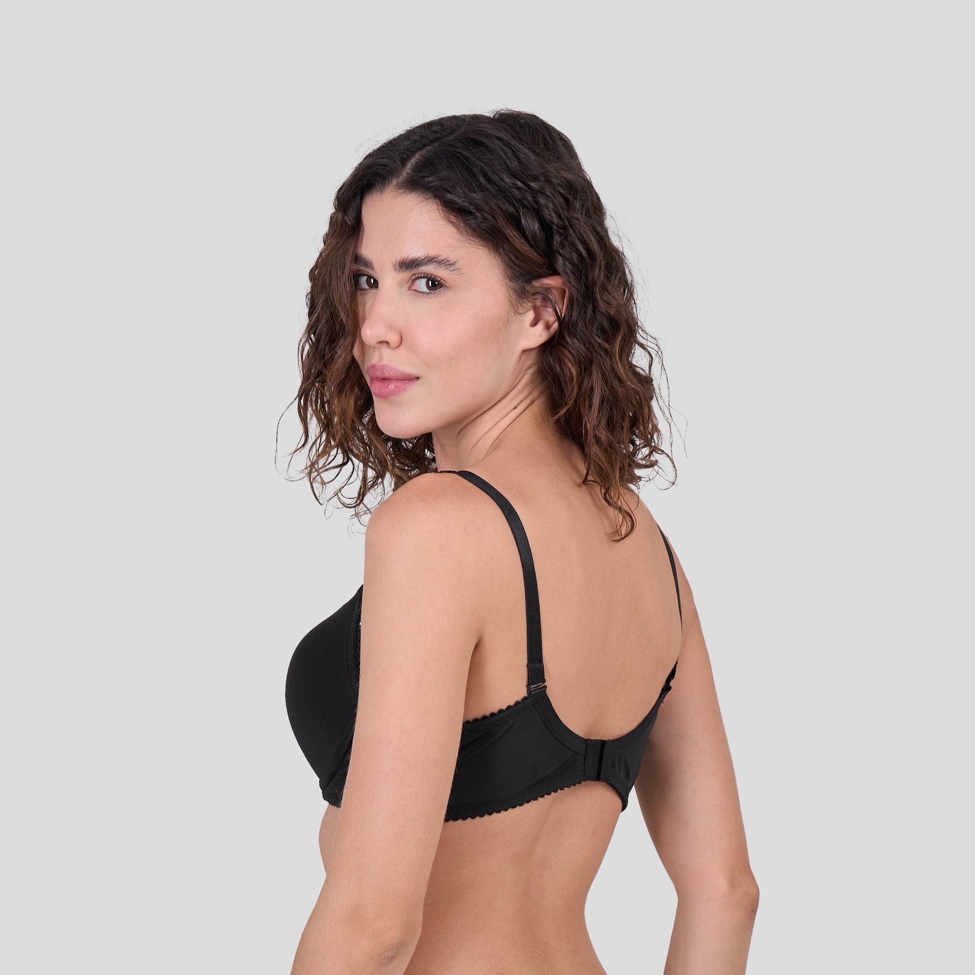 Full Cup Bra-( Dice )  ٣ قطع