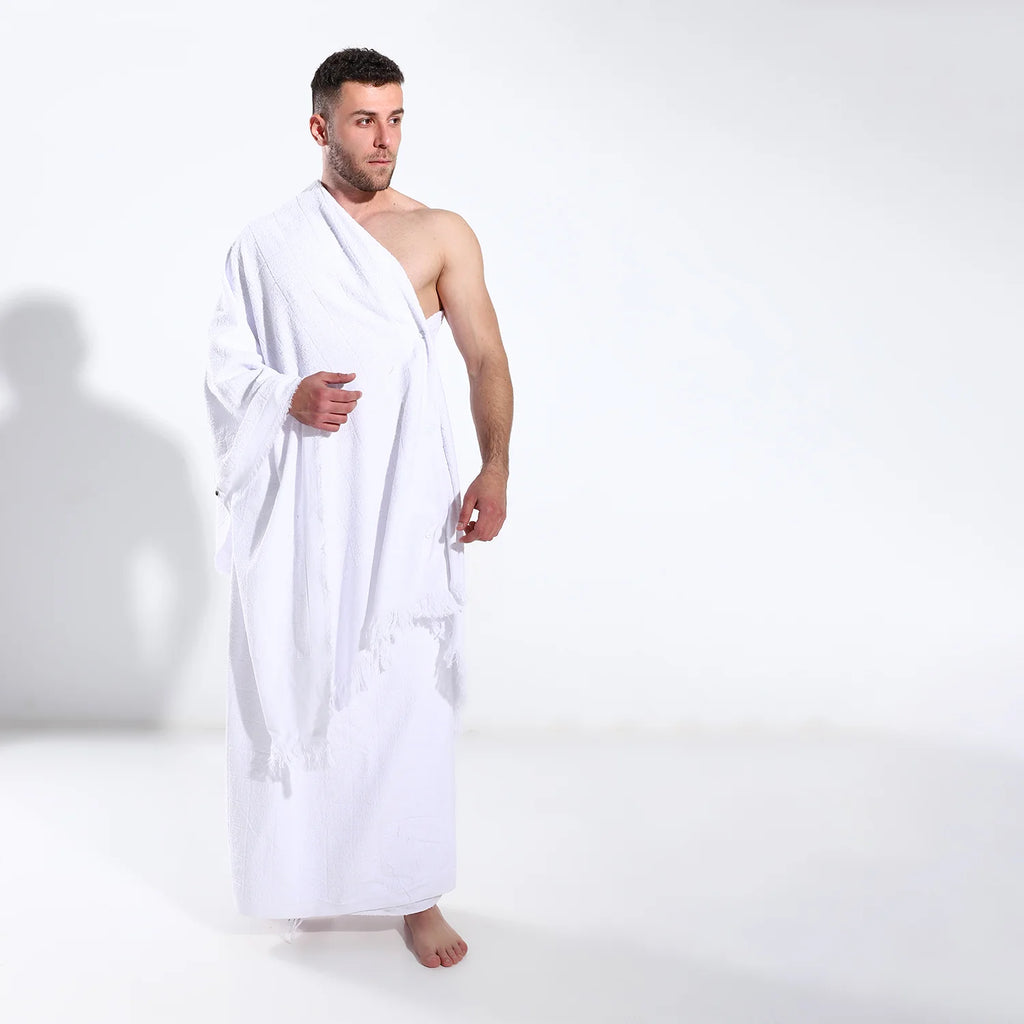 لباس إحرام من القطن الأبيض المنقوش (Cottonil)